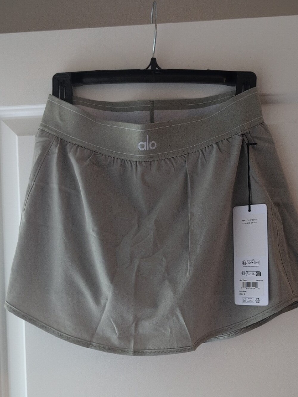 Alo Yoga Match Point Skirt Dune Grass Sold Out Color - Picture 7 of 12